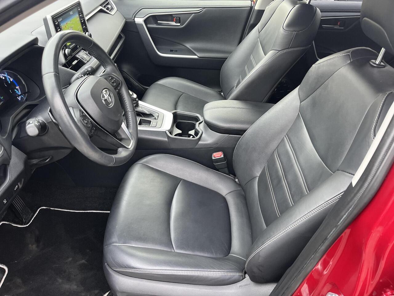 Toyota RAV4 2.5 Hybrid Executive | Lederen bekleding | Carplay | 360 graden camera | Stoelverwarming |