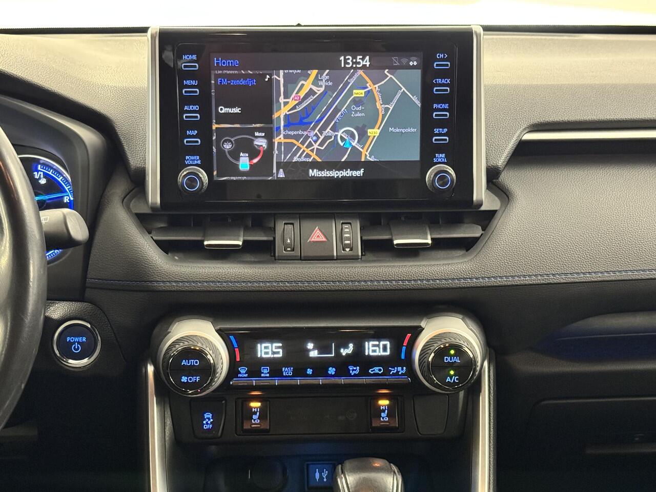 Toyota RAV4 2.5 Hybrid Bi-Tone | CARPLAY | CAMERA | ALARM |