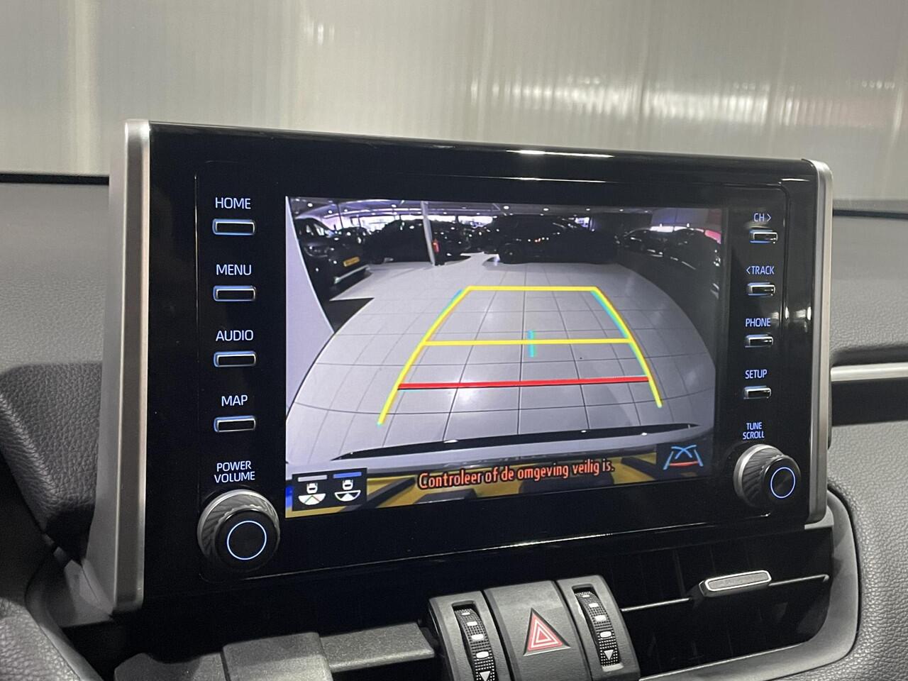 Toyota RAV4 2.5 Hybrid Bi-Tone | Navigatie | Toyota garantie tot 2029! | Bearlock | All season banden |