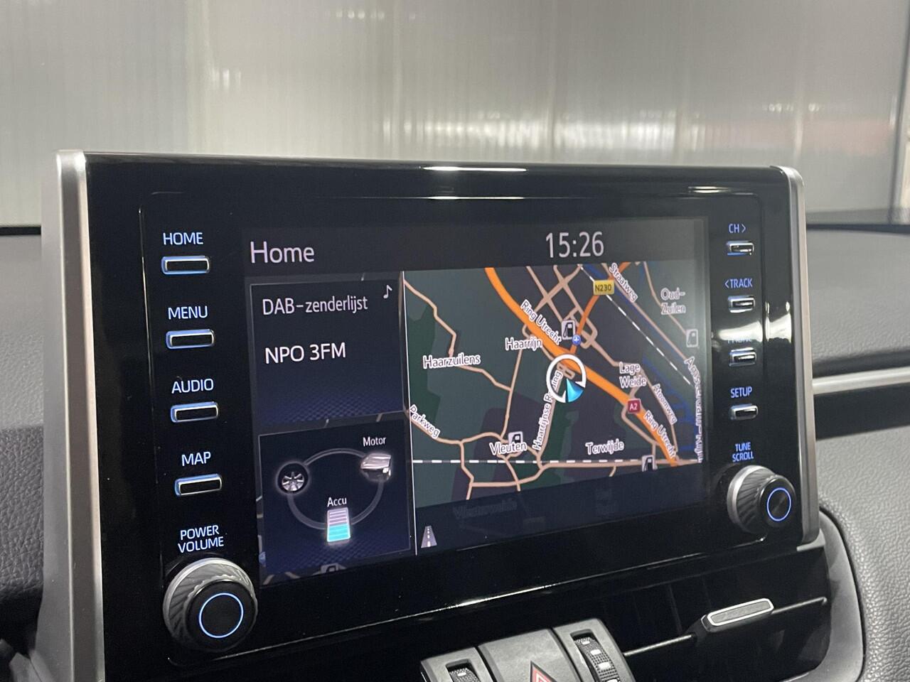 Toyota RAV4 2.5 Hybrid Bi-Tone | Navigatie | Toyota garantie tot 2029! | Bearlock | All season banden |