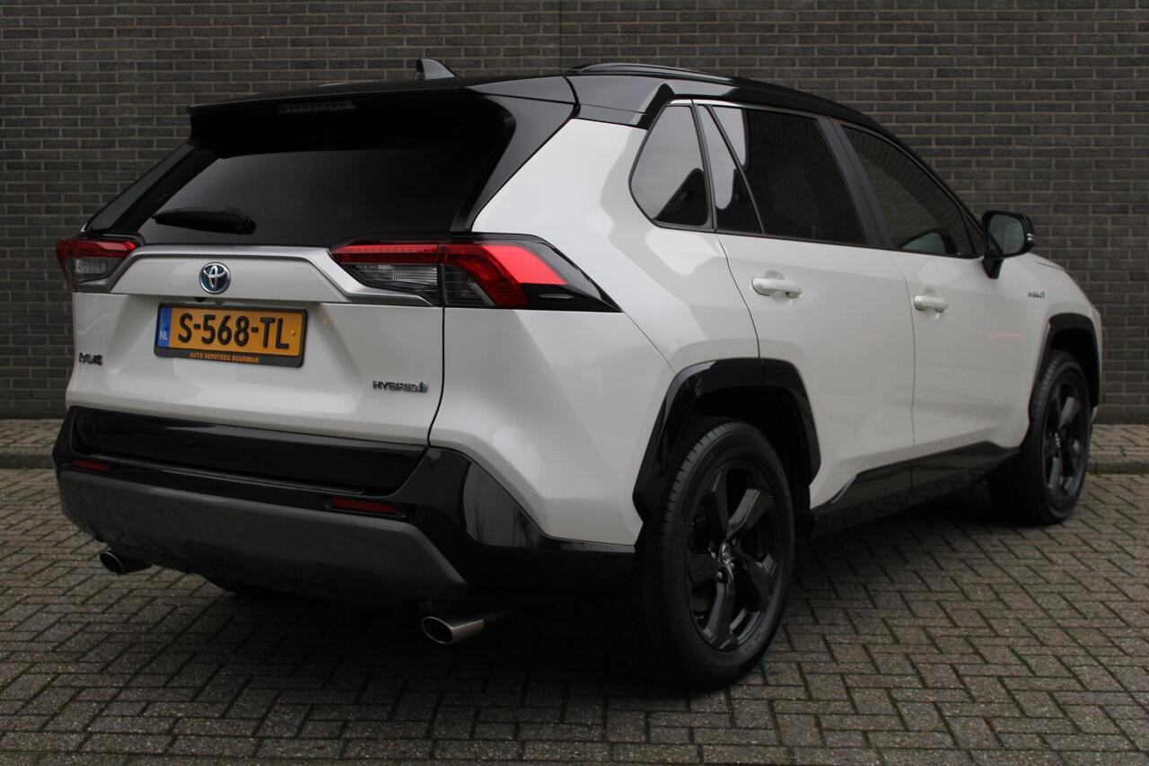 Toyota RAV4 2.5 Hybrid Bi-Tone JBL AUDIO, Automaat, Elektr. Achterklep, Stoelverw., Dodehoek detectie, Keyless Entry/Start, Navigatie, Achteruitrijcamera, Cruise/Climate Control