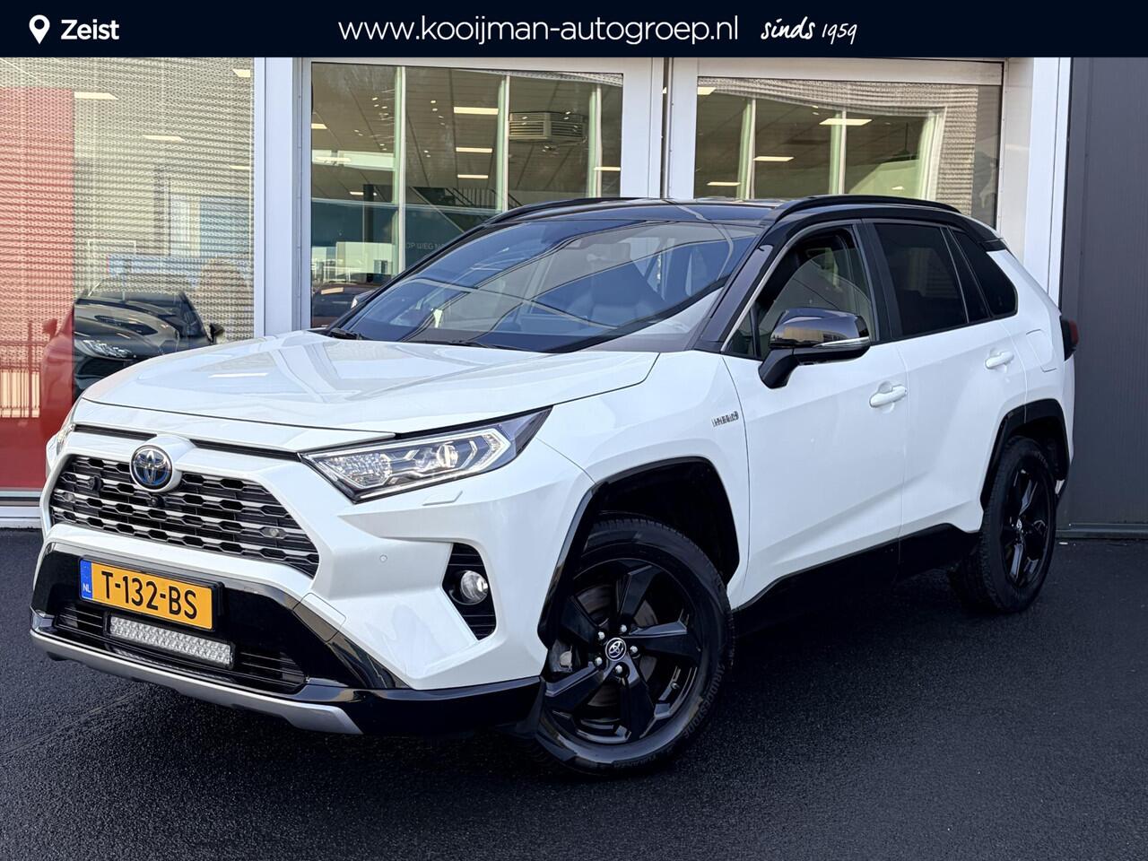 Toyota RAV4 2.5 Hybrid AWD Style Dodehoekdetectie | Trekhaak | Parkeersensoren | Stoelverwarming voor | Navigatie