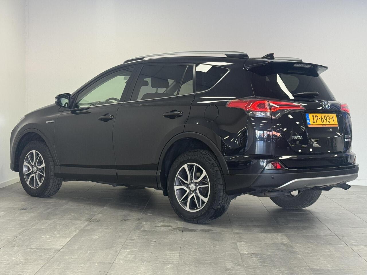 Toyota RAV4 2.5 Hybrid Energy Plus | 360º Camera | Leer | Dode hoek detectie | Stoelverwarming