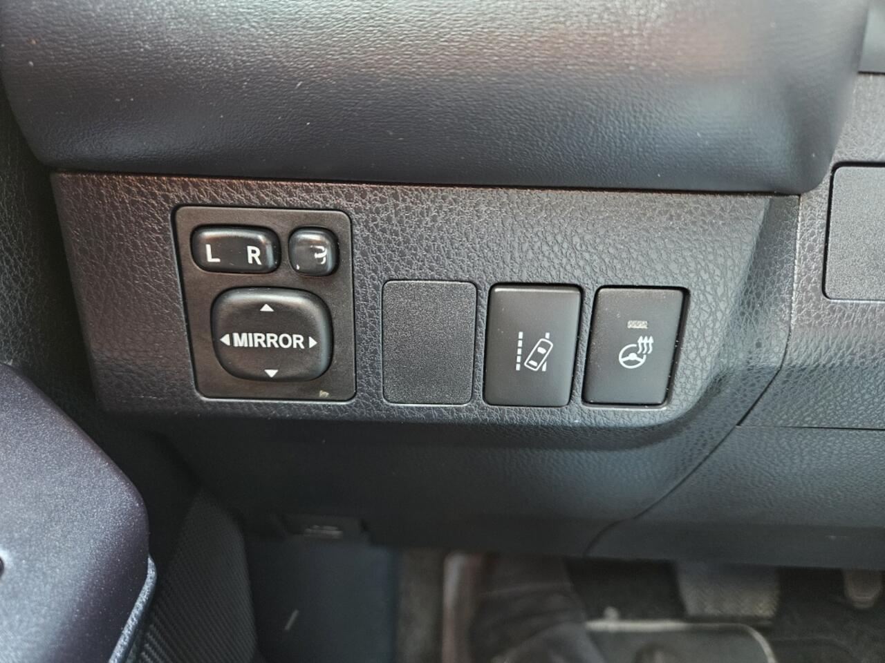 Toyota RAV4 2.5 Hybrid AWD Executive Leder Camera Winterpack Navigatie