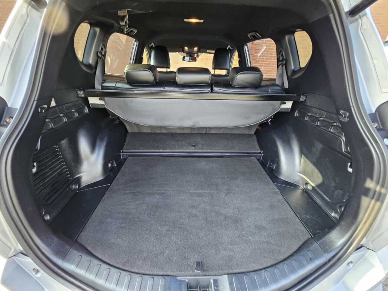 Toyota RAV4 2.5 Hybrid AWD Executive Leder Camera Winterpack Navigatie