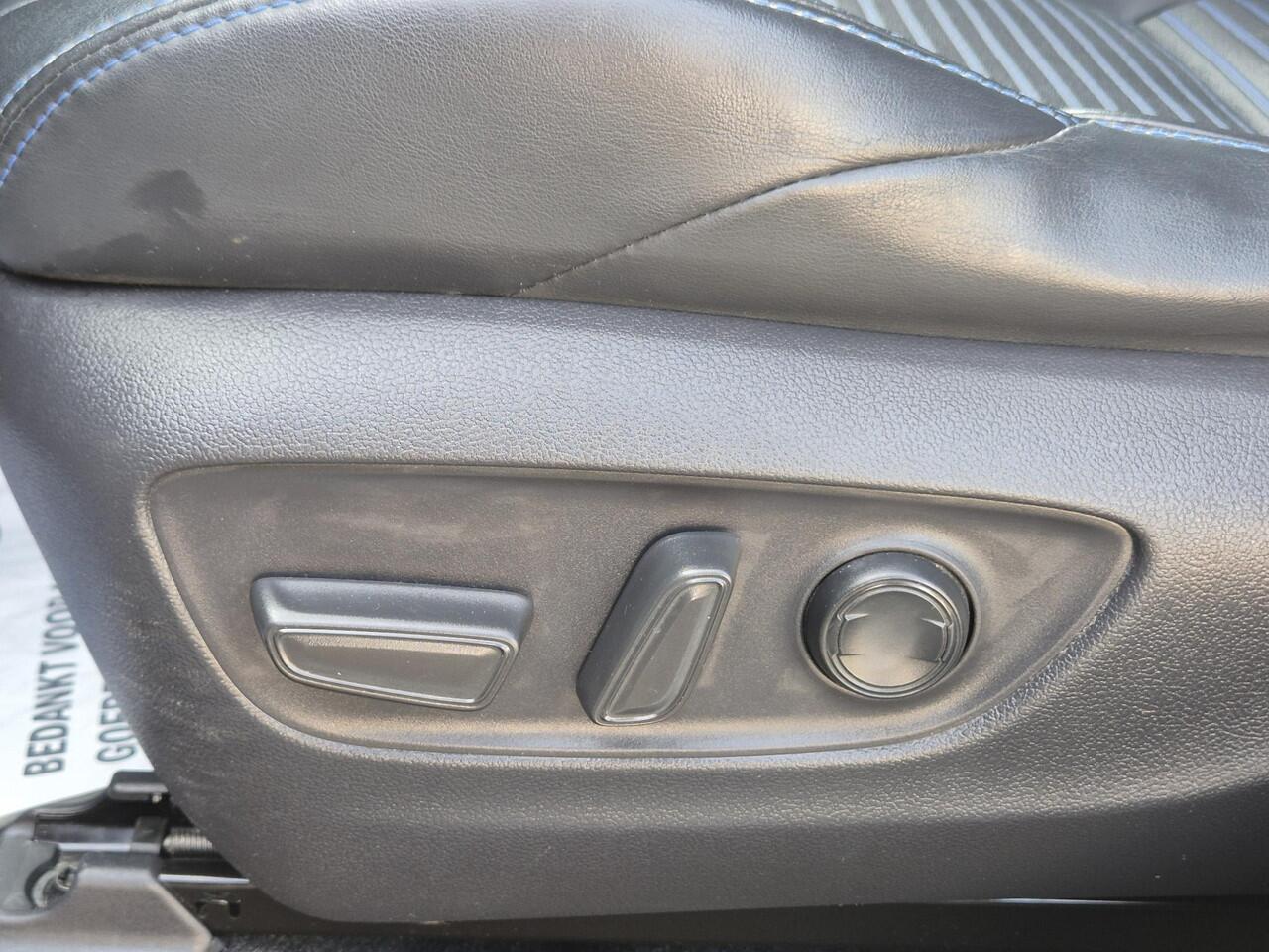 Toyota RAV4 2.5 Hybrid AWD Bi-Tone Trekhaak/1e eig/NL auto>geen import