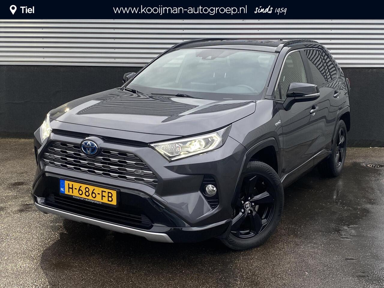 Toyota RAV4 2.5 Hybrid Bi-Tone Stoelverwarming, JBL premium audio, parkeersensoren v&a, achteruitrij camera, ACC, keyless, navigatie, Apple CarPlay/Android Auto