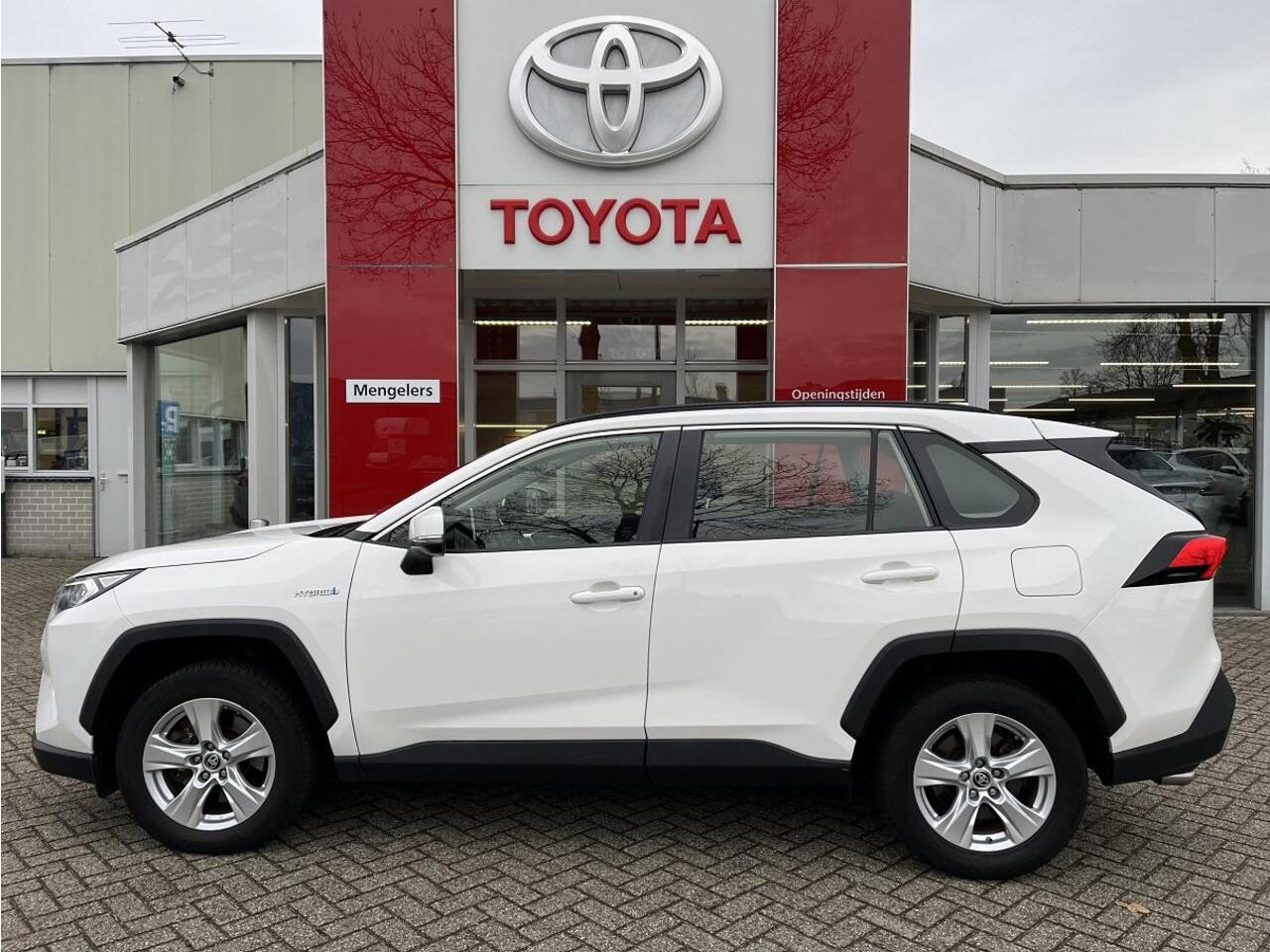 Toyota RAV4 2.5 Hybrid Active | NL-auto | Navigatie | Parkeersensoren | Camera