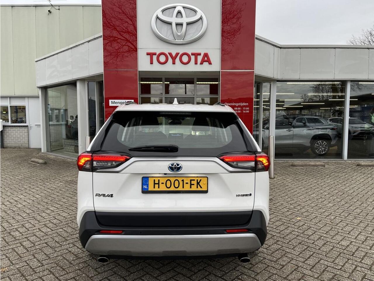 Toyota RAV4 2.5 Hybrid Active | NL-auto | Navigatie | Parkeersensoren | Camera