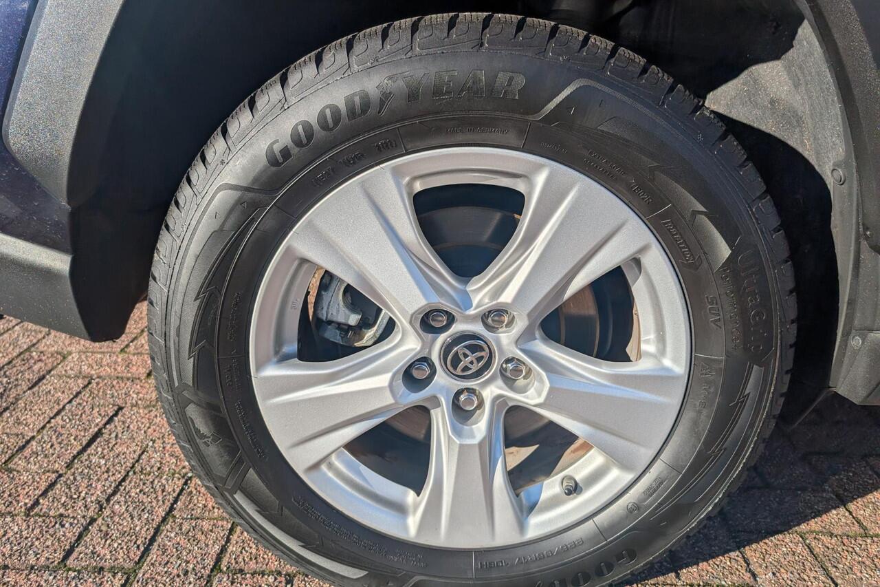Toyota RAV4 2.5 Hybrid AWD Active |El. achterklep|Apple Carplay/Android auto|LMV|1650 kg Trekgewicht