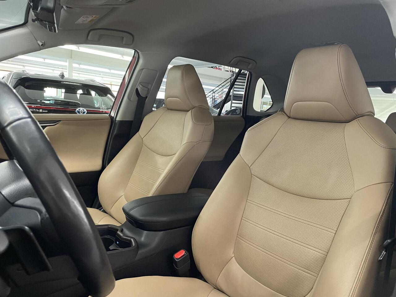 Toyota RAV4 2.5 Hybrid AWD Executive Premium