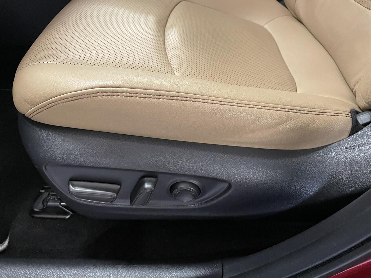 Toyota RAV4 2.5 Hybrid AWD Executive Premium