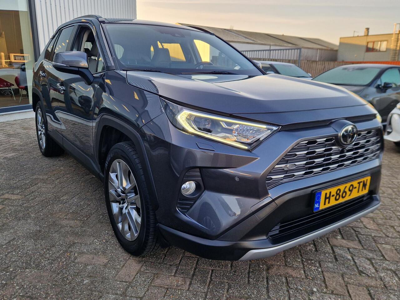 Toyota RAV4 2.0 VVT-iE Executive Trekhaak | Stoelkoeling | JBL | panorama/schuif kantel dak | 1500 kg Trekgewicht