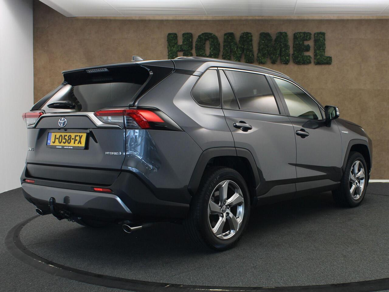 Toyota RAV4 2.5 Hybrid Style - ORIGINEEL NEDERLANDSE AUTO - AFNEEMBARE TREKHAAK (800KG GEREMD) - ELEKTRISCHE ACHTERKLEP - VOORSTOELEN VERWARMD - APPLE CARPLAY/ANDROID AUTO - CRUISE CONTROL ADAPTIEF - KEYLESS ENTRY/START - ACHTERUITRIJCAMERA