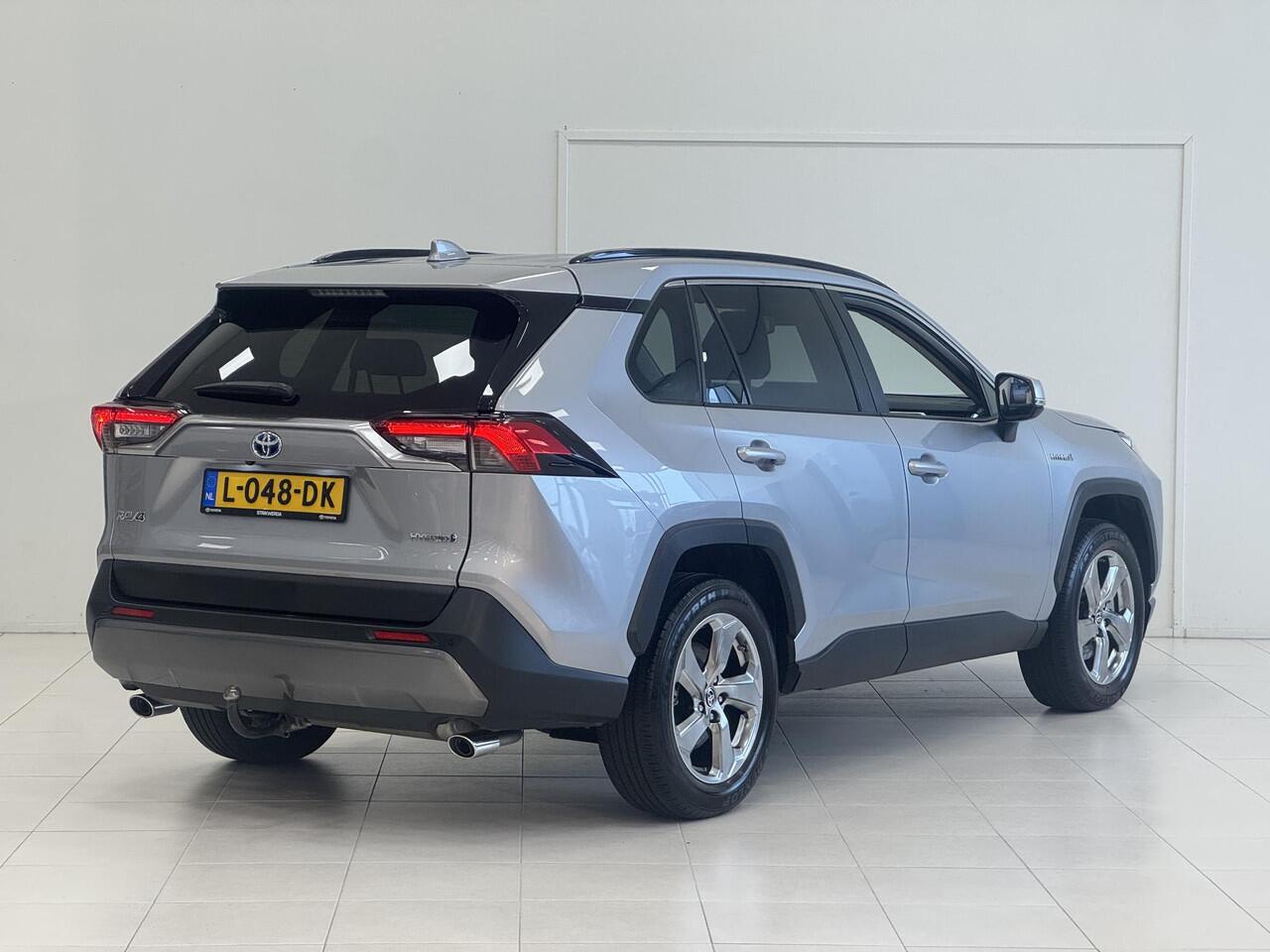 Toyota RAV4 2.5 Hybrid Dynamic | Dodehoekdetectie | Dealeronderhouden | Elektr achterklep. | Stoel/stuur verw. |