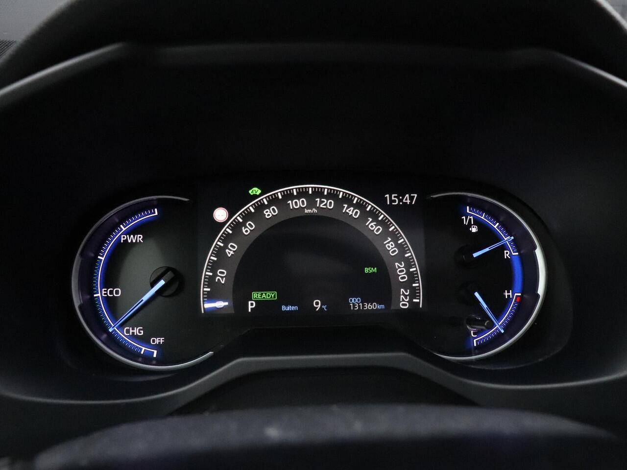 Toyota RAV4 2.5 Hybrid Bi-Tone | LEDER | PANO-DAK | TREKHAAK | CAMERA | JBL AUDIO | STOELVERW. | CRUISE | NAVI |