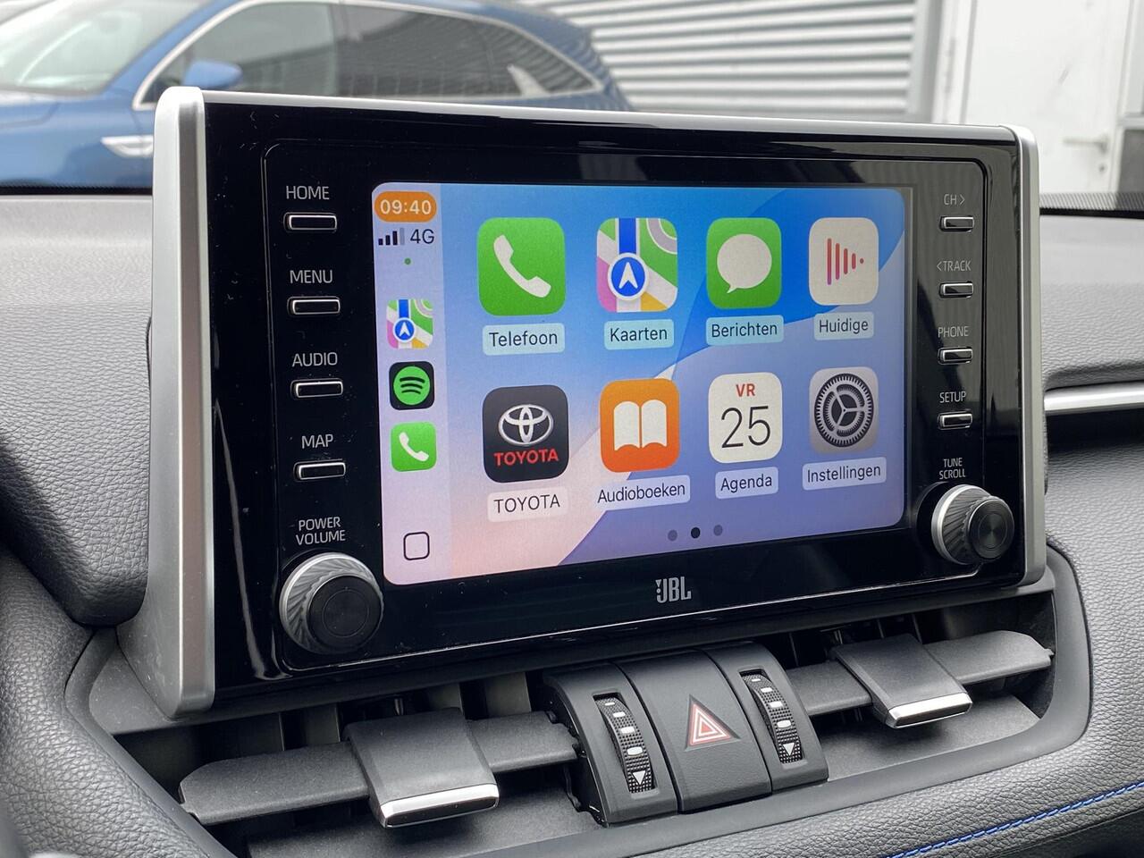 Toyota RAV4 2.5 Hybrid Bi-Tone 2WD Navigatie, Stoelverwarming, JBL, LED, LMV, Parkeersensoren voor + achter, Elektr. bedienbare achterklep