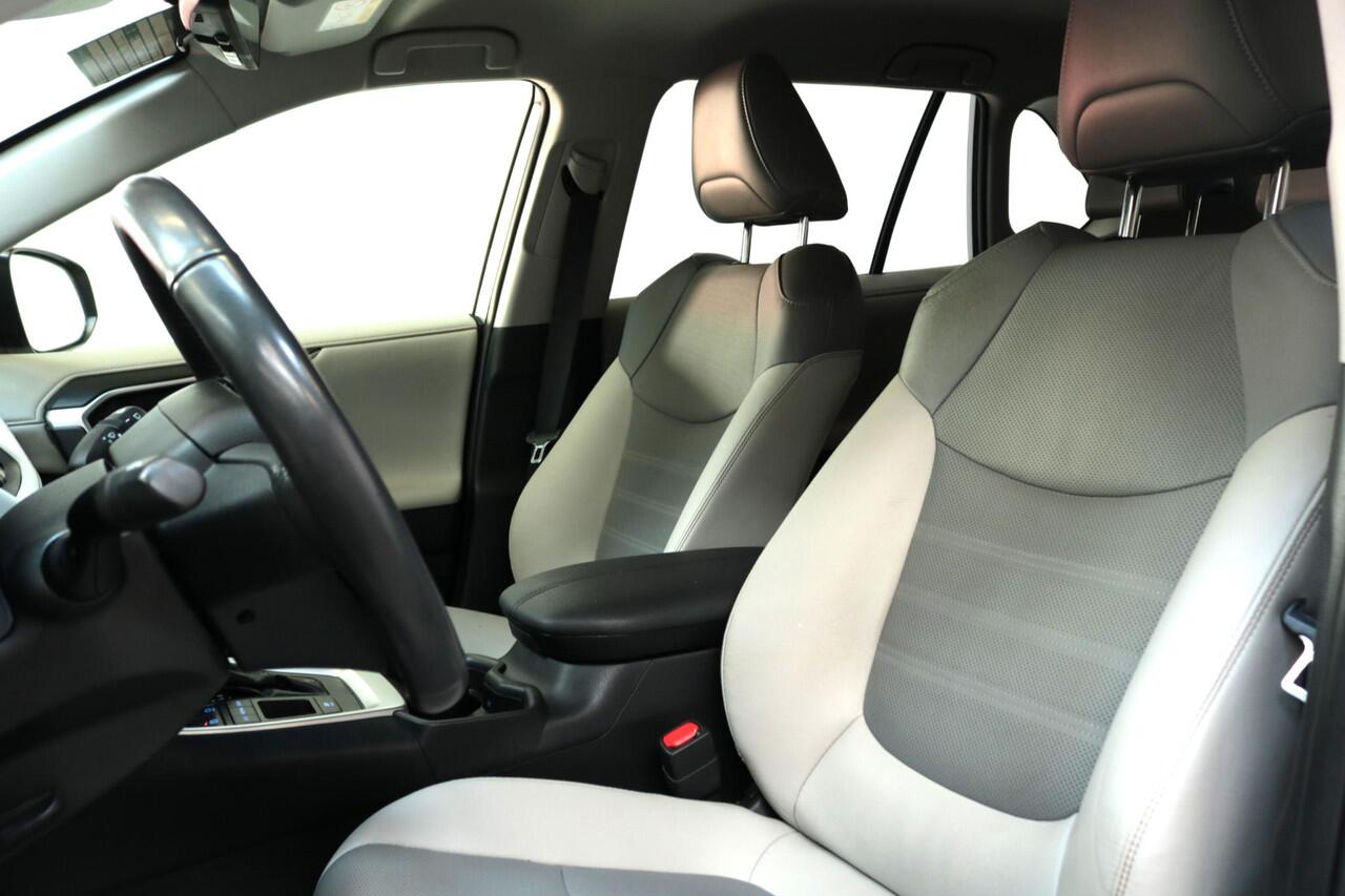 Toyota RAV4 2.5 Hybrid Executive Limited, Premium Pack, Licht grijs leder