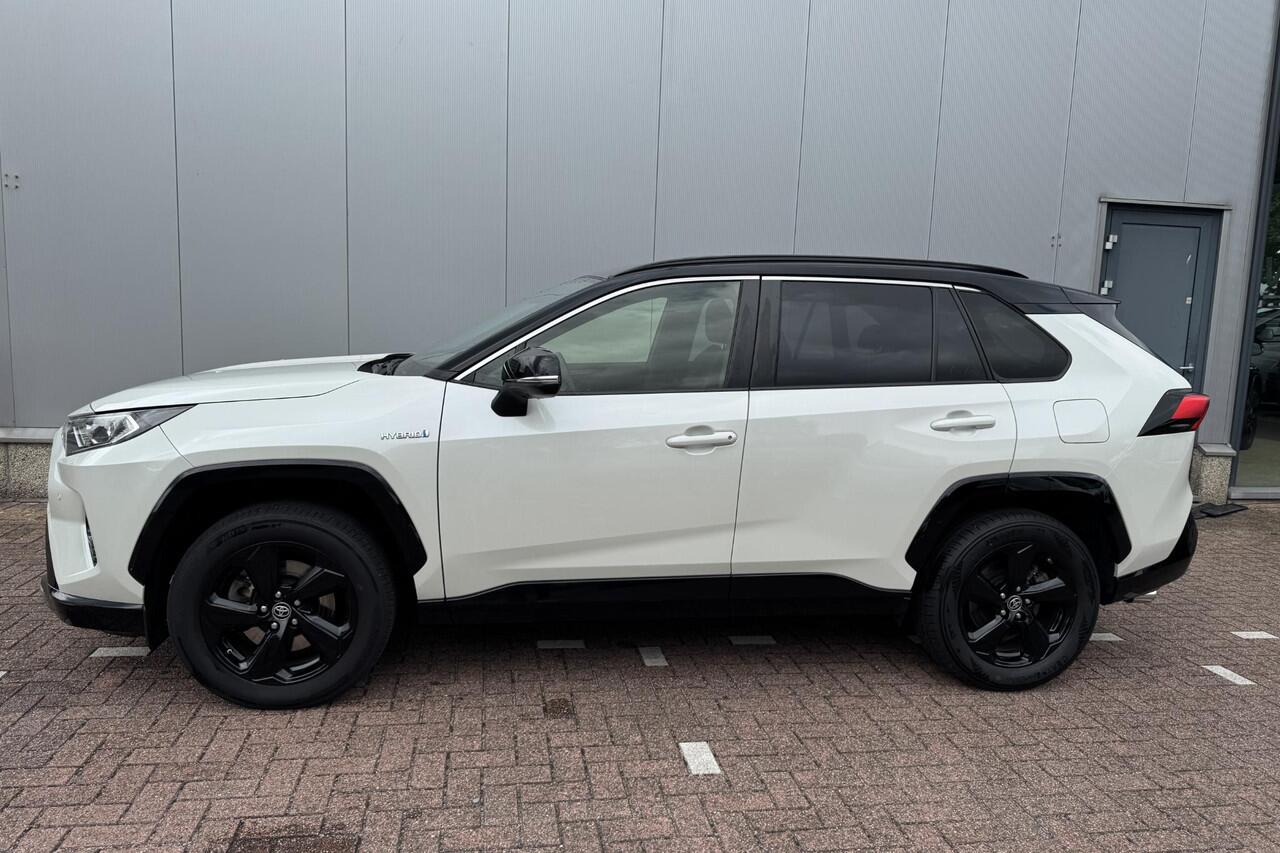 Toyota RAV4 2.5 Hybrid AWD Bi-Tone Navigatie, Dodehoekdetectie, 360" Camera, JBL, Stoelverwarming
