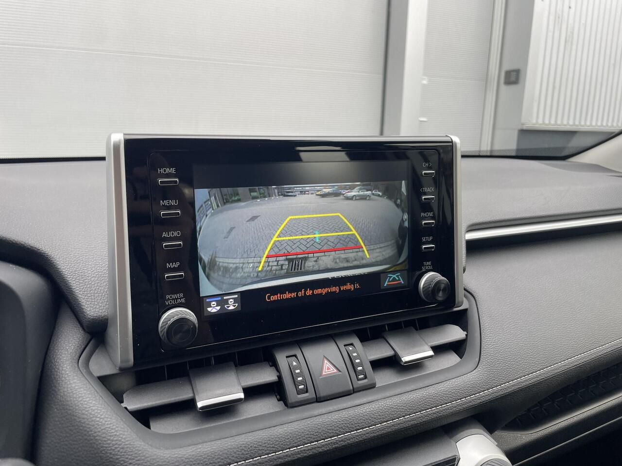 Toyota RAV4 2.0 VVT-iE Business | Benzine hangeschakeld | 2000 KG Trekgewicht | All Season Banden |