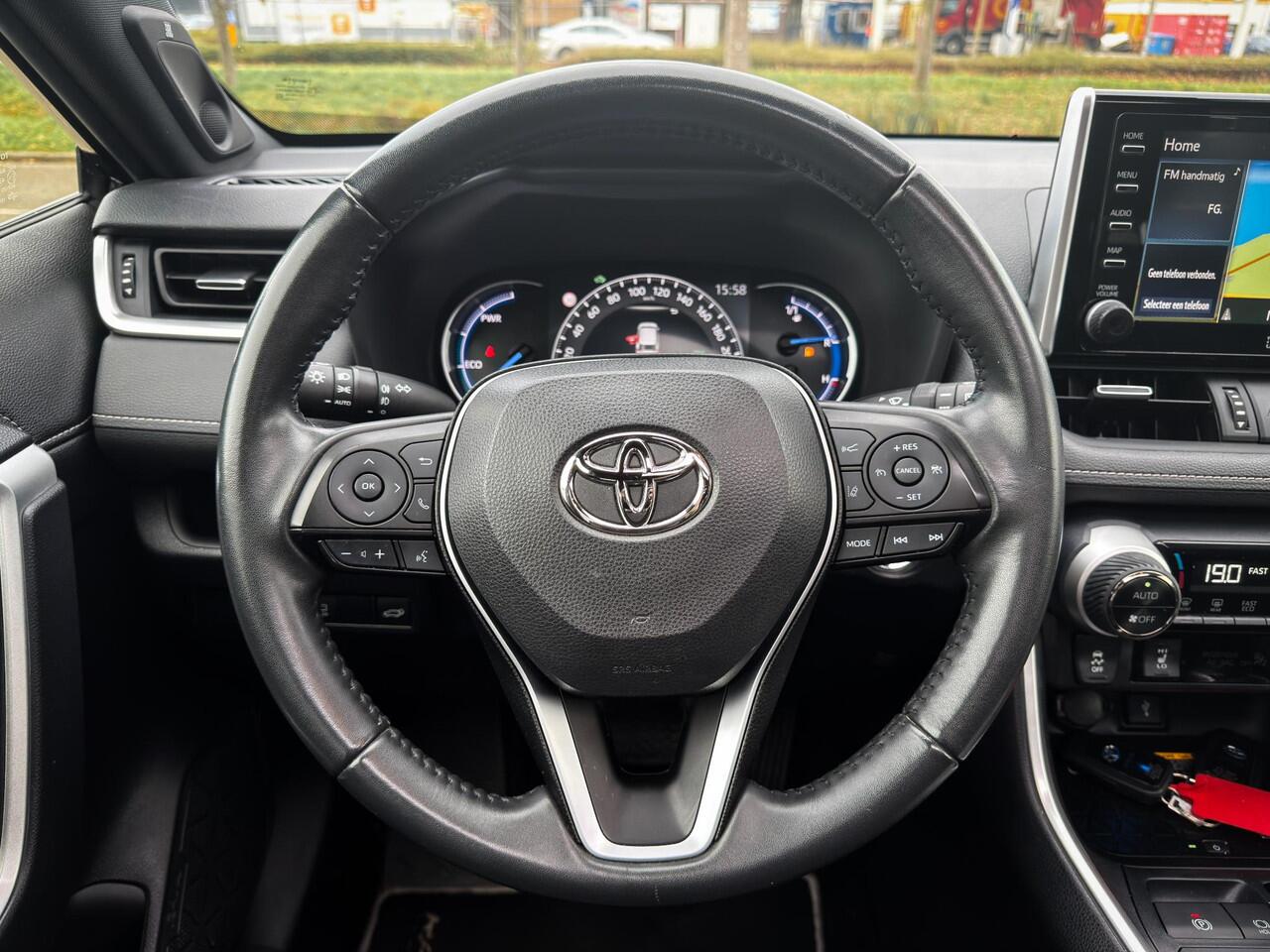Toyota RAV4 2.5 Hybrid AWD Black Edition 1650kg trekgewicht!|Panorama|360 camera|JBL