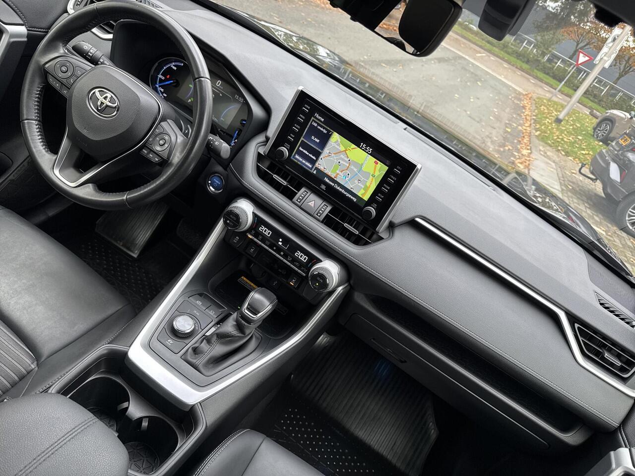 Toyota RAV4 2.5 Hybrid AWD Black Edition | 06-10141018 Voor meer informatie