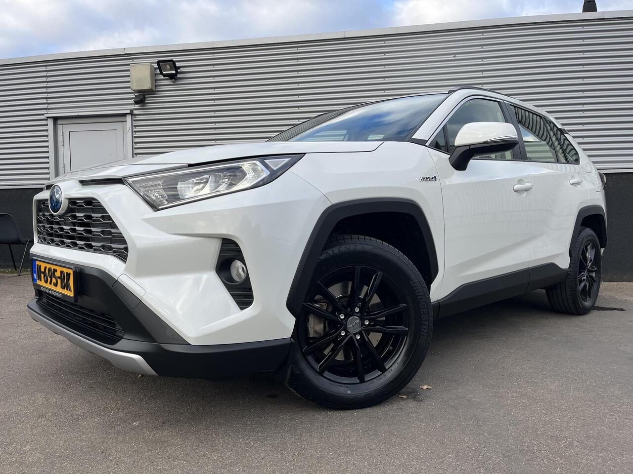 Toyota RAV4 2.5 Hybrid Active 1e eign. BTW-auto, Navigatie, LMV, Cliamte control, Nieuw geleverd, Goed onderhouden