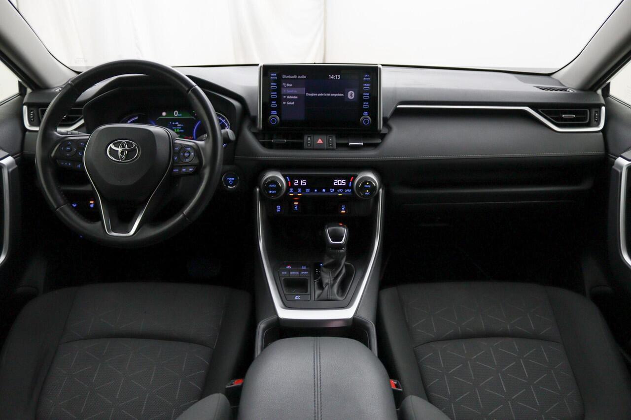 Toyota RAV4 2.5 Hybrid Active | Stuur en voorruitverwarming | Parkeercamera | Apple carplay Android auto |