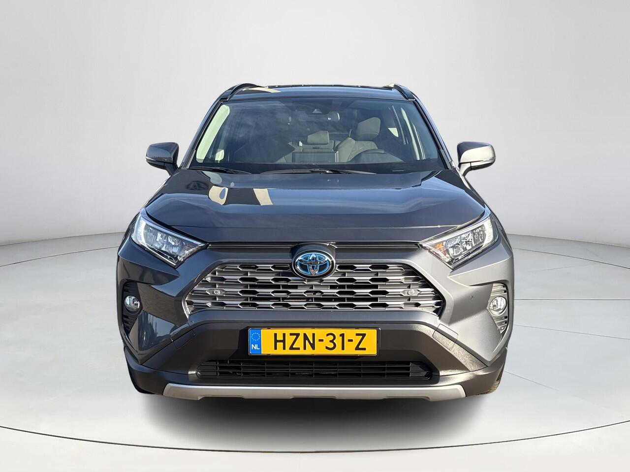 Toyota RAV4 2.5 Hybrid Dynamic Ultimate **TREKHAAK/ DODEHOEK DETECTIE/ STOELVERWARMING/ 36 MAANDEN GARANTIE**