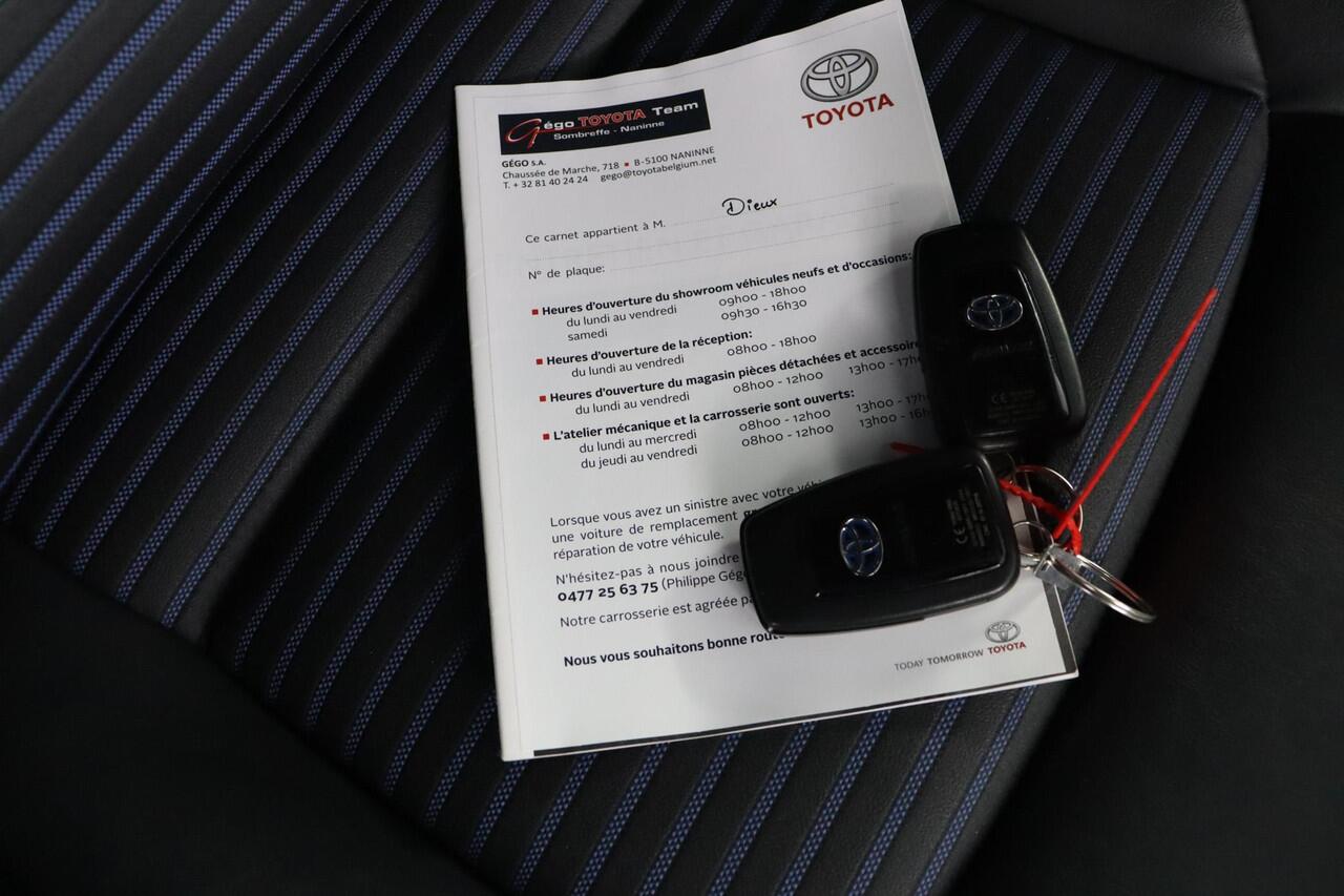 Toyota RAV4 2.5 Hybrid Bi-Tone | Navigatie | 360 camera | Trekhaak |