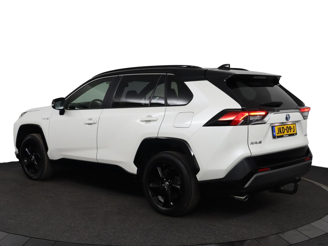 Toyota RAV4 2.5 Hybrid Bi-Tone | Navigatie | 360 camera | Trekhaak |