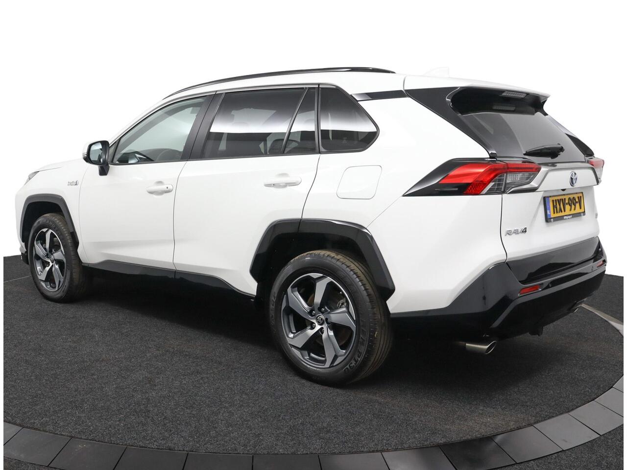 Toyota RAV4 2.5 Plug-in Hybrid AWD Business | Adaptive Cruise Control | Achteruitrijcamera | Parkeersensoren | Apple Carplay | Android Auto | Stoelverwarming |