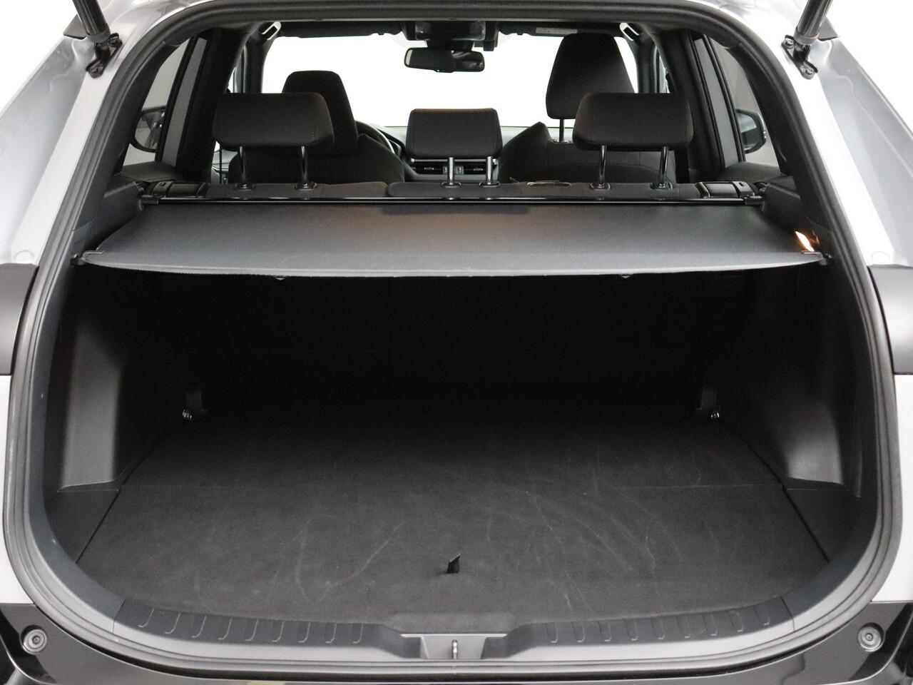 Toyota RAV4 2.5 Plug-in Hybrid AWD Dynamic | ACC | Trekhaak | Navigatie | Camera!