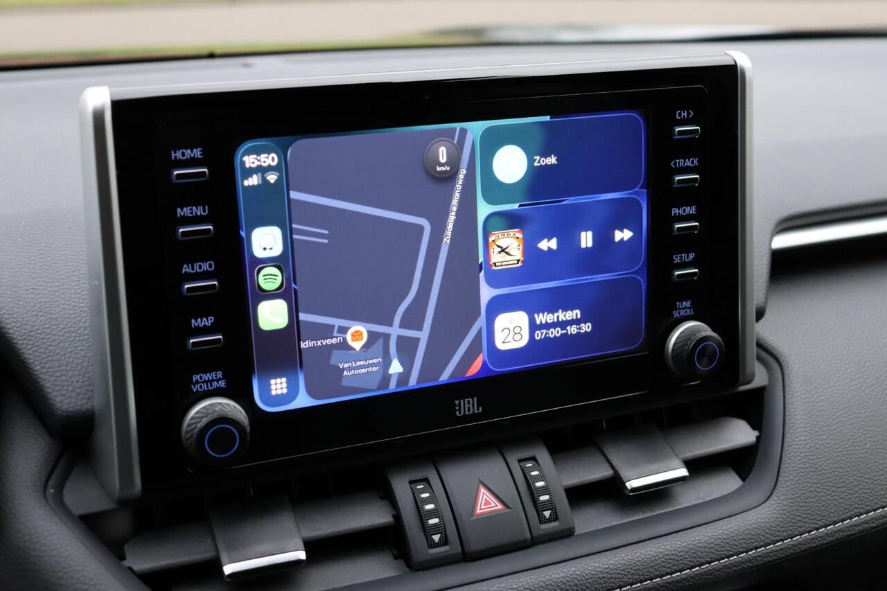 Toyota RAV4 2.5 Hybrid AWD Black Edition, Apple Carplay / Android Auto, JBL Audio, Parkeersensoren.