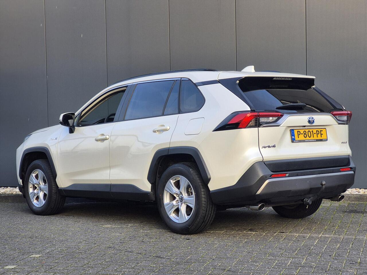 Toyota RAV4 2.5 Hybrid AWD Executive | Leder | Trekhaak | LED | Keyless | Carplay |