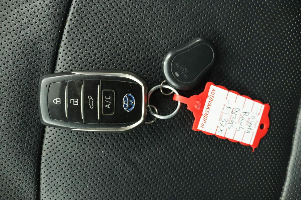 Toyota RAV4 2.5 Plug-in Hybrid AWD Bi-Tone Plus | Adaptive Cruise Control | 360 graden camera | Panoramadak | Lederen bekleding |