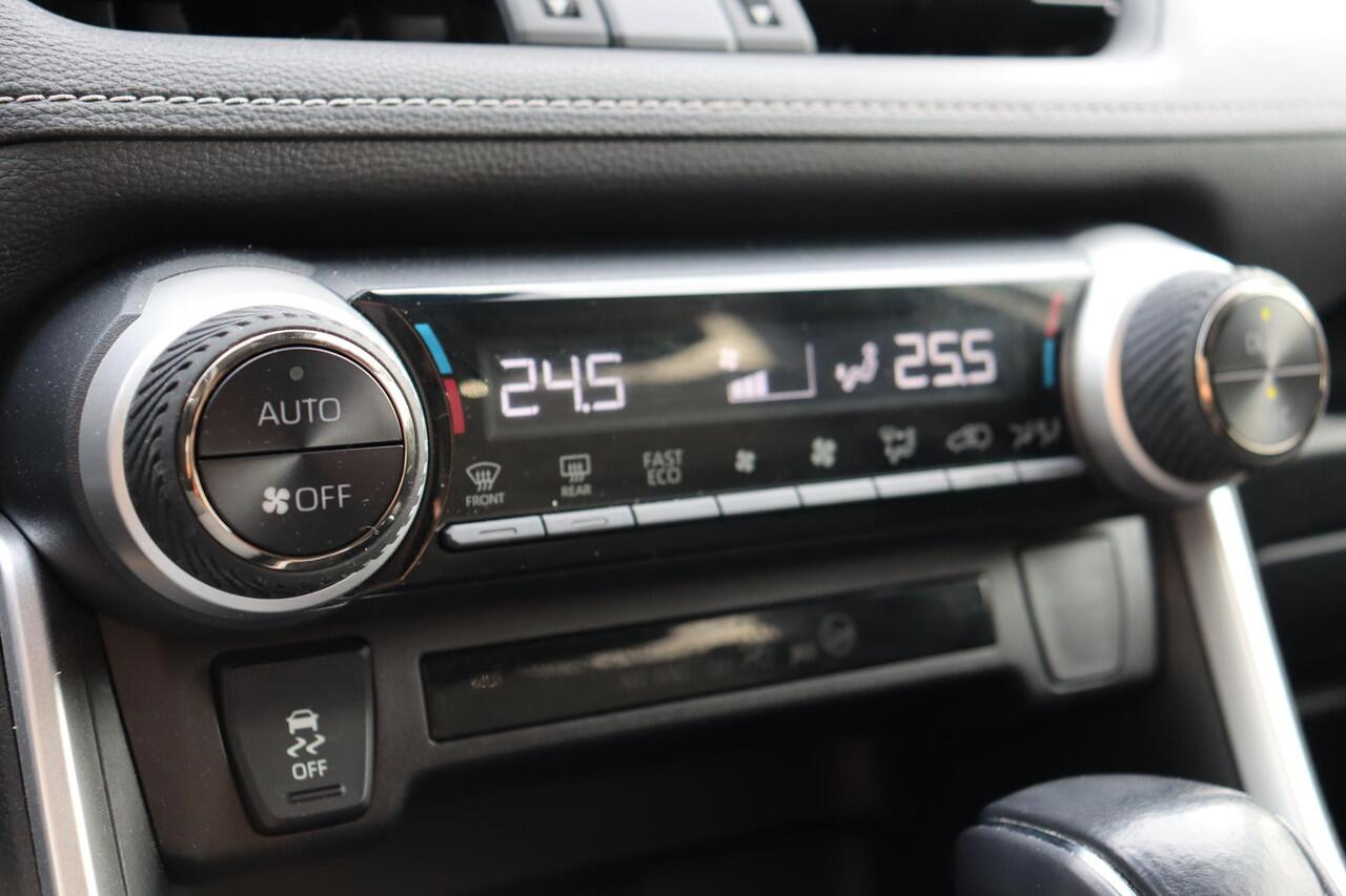 Toyota RAV4 2.5 Hybrid Dynamic, 1e eigenaar NL auto, Apple carplay, Android auto, Parkeersensoren, Elek Achterklep.