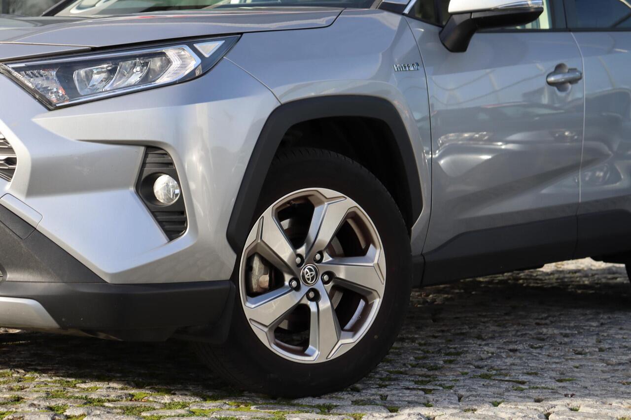 Toyota RAV4 2.5 Hybrid Dynamic, 1e eigenaar NL auto, Apple carplay, Android auto, Parkeersensoren, Elek Achterklep.