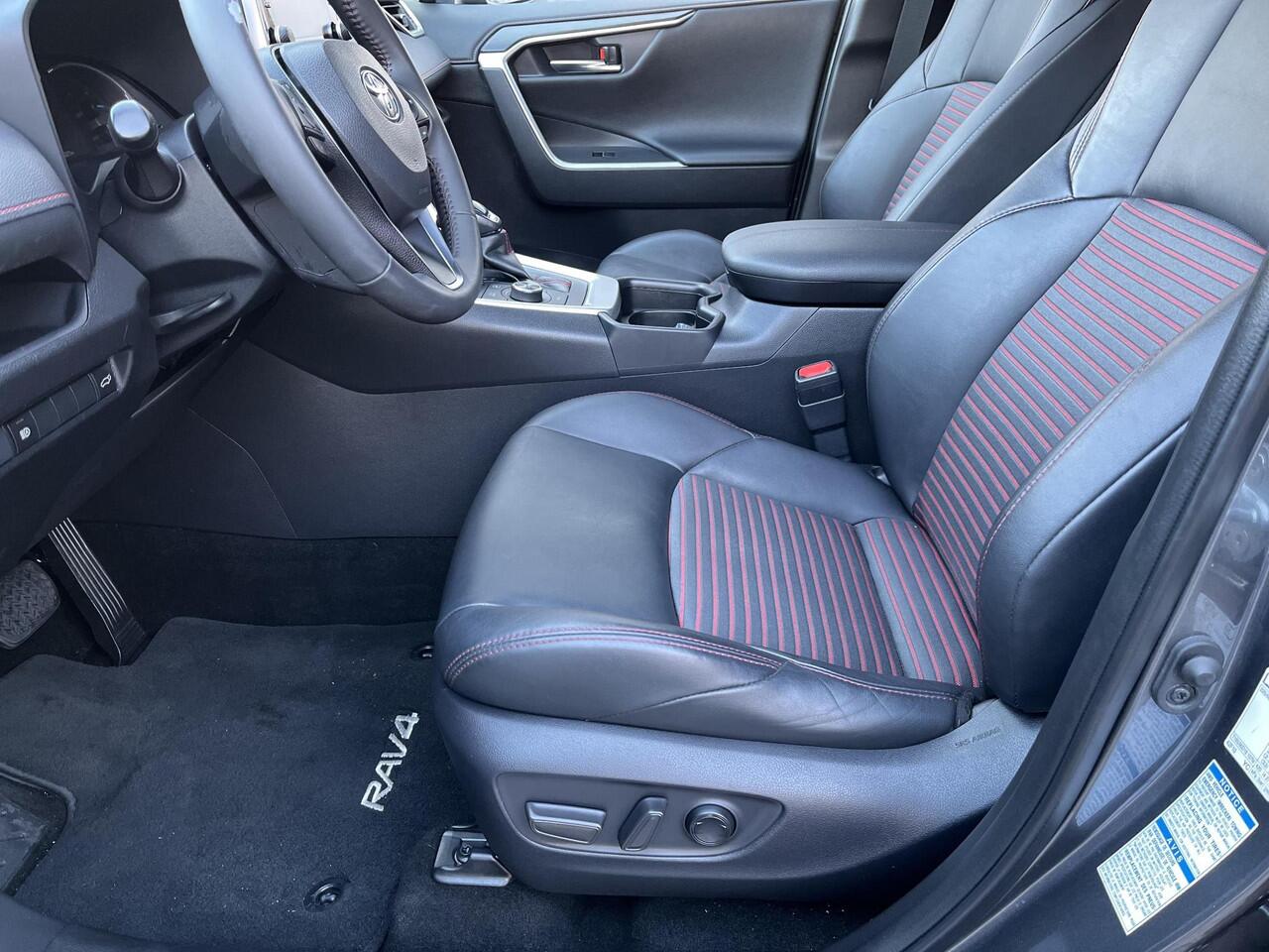 Toyota RAV4 2.5 Plug-in Hybrid AWD Dynamic | All-in prijs | Automaat | Leder bekleding |