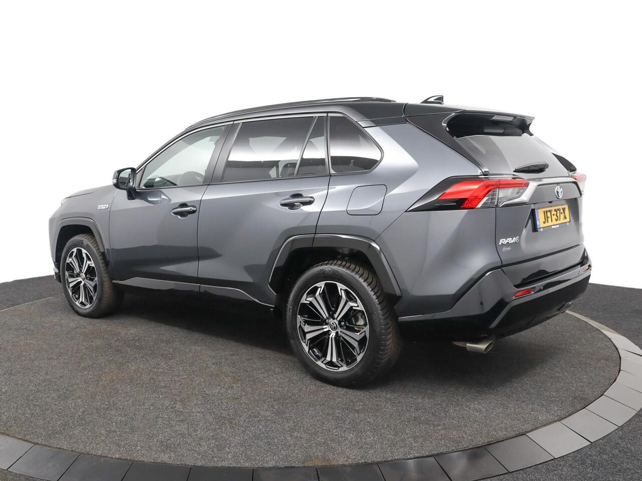 Toyota RAV4 2.5 Plug-in Hybrid AWD Bi-Tone Plus | Adaptive Cruise Control | 360 graden camera | Panoramadak | Lederen bekleding |