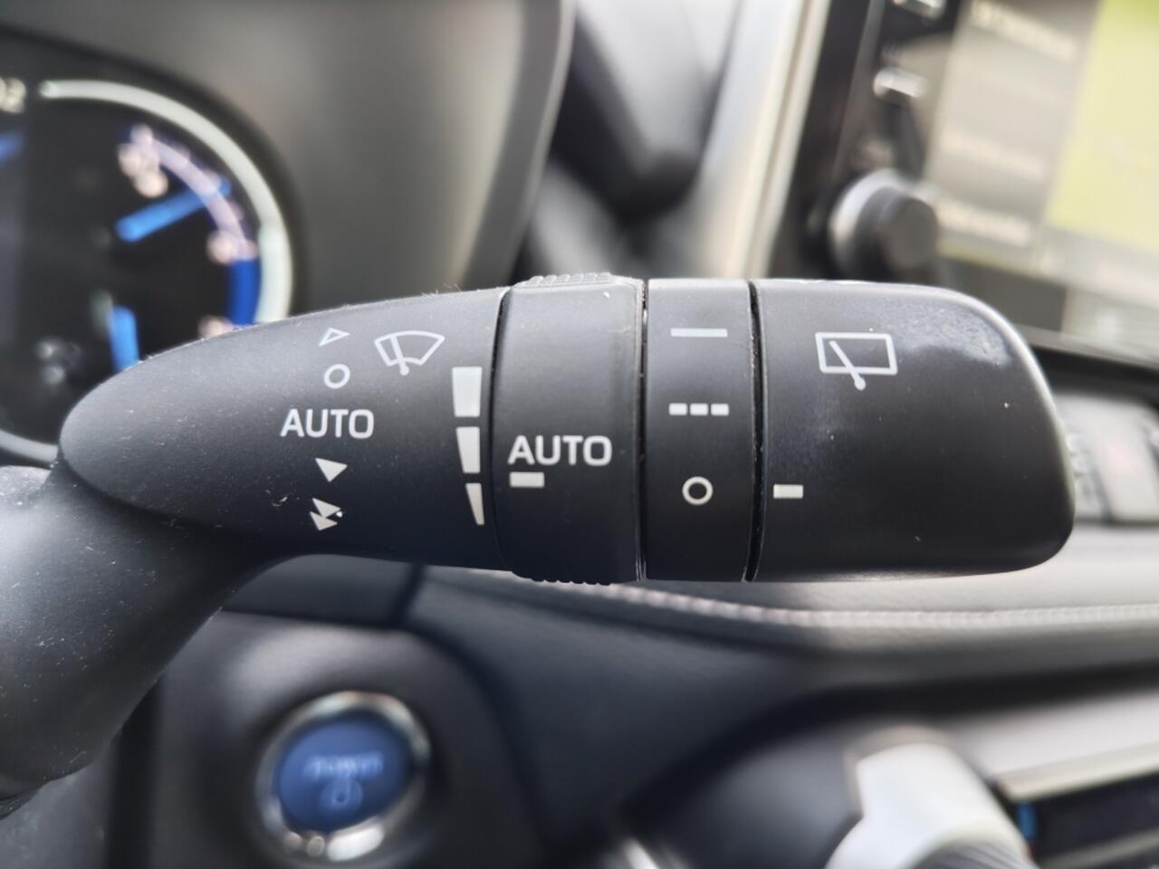 Toyota RAV4 2.5 Hybrid AWD Executive | Premium Pack | Sensoren v/a | Android