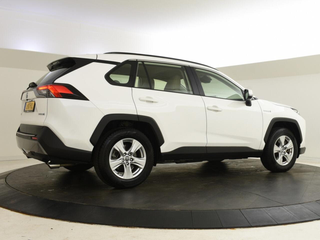 Toyota RAV4 2.5 Hybrid Active | Allseasons | Carplay | lederen bekleding |