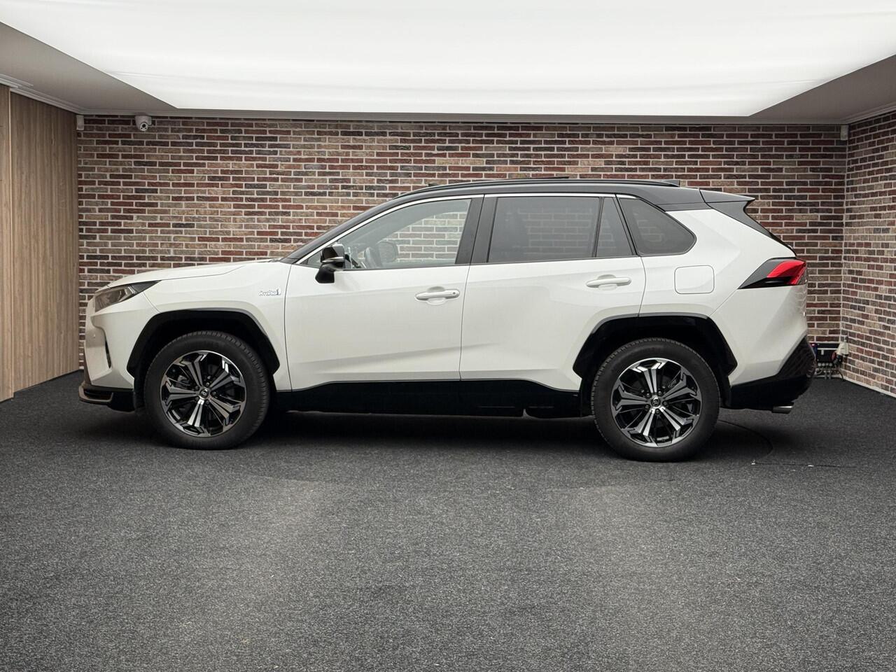 Toyota RAV4 2.5 Plug-in Hybrid AWD Style Adaptive Panorama Camera Memory