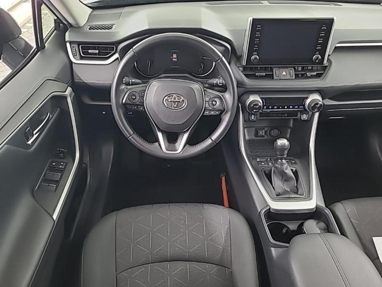 Toyota RAV4 2.0 VVT-iE Dynamic Navigatie | Camera | Keyless | Automatische airco | parkeer sensoren | Trekhaak