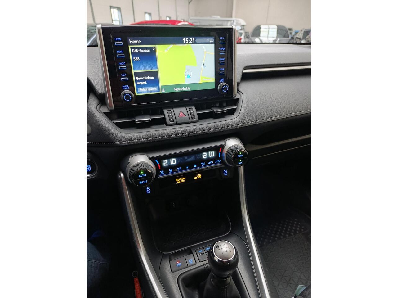 Toyota RAV4 2.0 VVT-iE Dynamic Navigatie | Camera | Keyless | Automatische airco | parkeer sensoren | Trekhaak