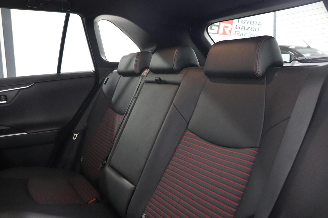 Toyota RAV4 2.5 Plug-in Hybrid AWD Style, Trekhaak, Bearlock, Stoelverwarming voor en achter, Stuur verwarming, Dealer onderhouden!