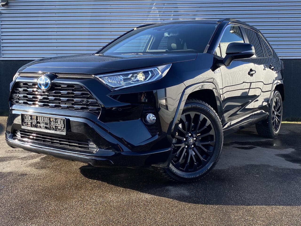 Toyota RAV4 2.5 Hybrid AWD Black Edition Navigatie, JBL, Stoelverwarming, Parkeersensoren, Elek. bestuurderstoel, leder/alcantara, LED, LMV, BTW-auto