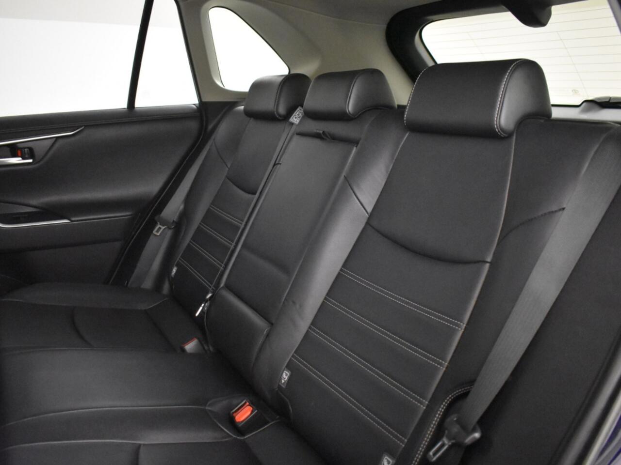 Toyota RAV4 2.5 Hybrid Executive | JBL audio | Blind Spot | Adapt. cruise |