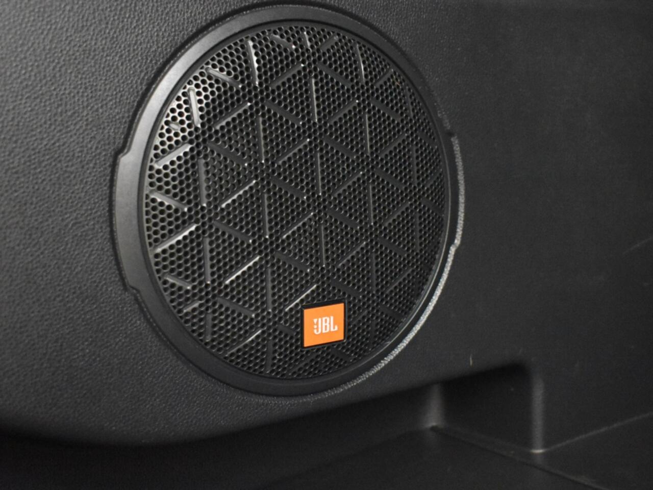 Toyota RAV4 2.5 Hybrid Executive | JBL audio | Blind Spot | Adapt. cruise |