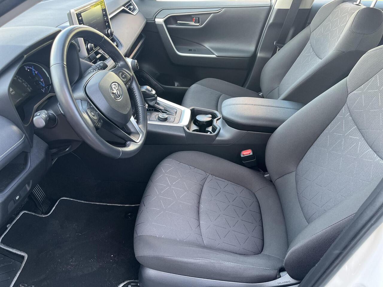 Toyota RAV4 2.5 Hybrid AWD Active | Trekhaak | Carplay | Parkeercamera | Adaptive cruise control |